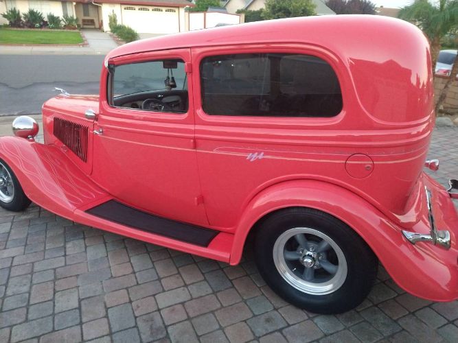 Unknown-Sedan-1933-Custom-Orange-Coral-3