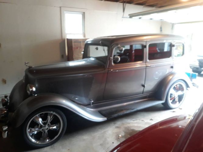 Unknown-Sedan-1933-Silver-3