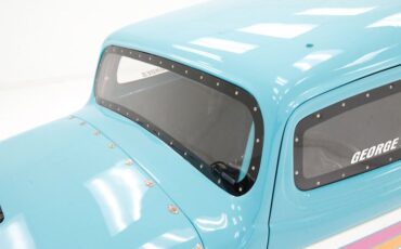 Unknown-Sedan-1933-Teal-Black-31
