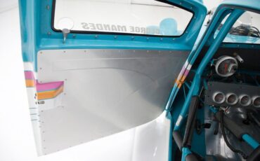 Unknown-Sedan-1933-Teal-Black-32