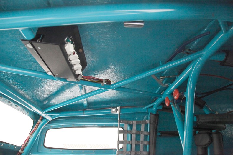 Unknown-Sedan-1933-Teal-Black-45