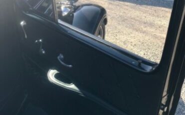Unknown-Sedan-1934-Black-15