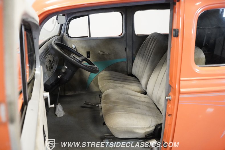 Unknown-Sedan-1934-Peach-Gray-1