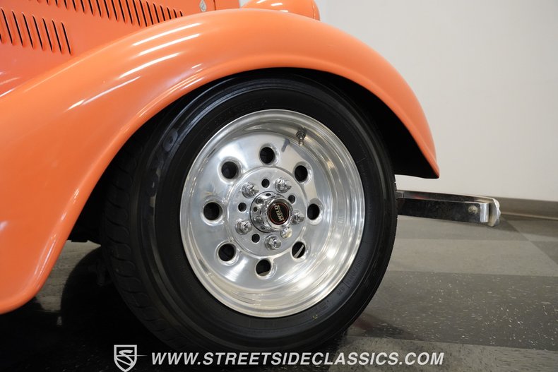 Unknown-Sedan-1934-Peach-Gray-12