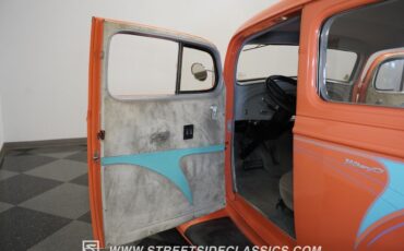 Unknown-Sedan-1934-Peach-Gray-34