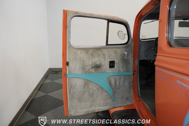 Unknown-Sedan-1934-Peach-Gray-35
