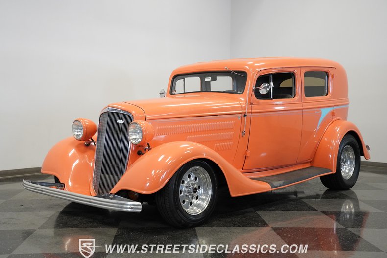 Unknown-Sedan-1934-Peach-Gray-47