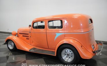 Unknown-Sedan-1934-Peach-Gray-49