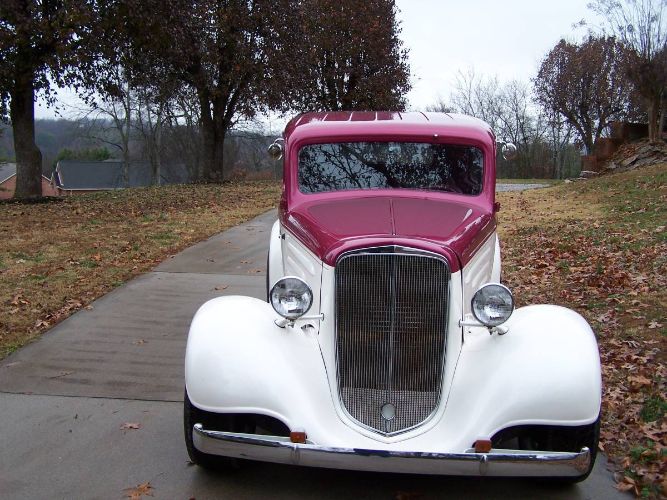 Unknown-Sedan-1935-White-15