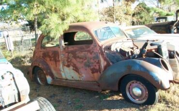 Unknown-Sedan-1937-4