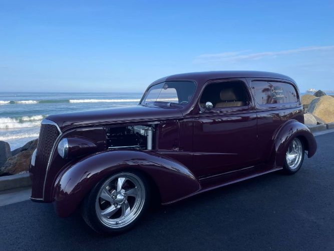 Unknown-Sedan-1937-Maroon-Tan-13