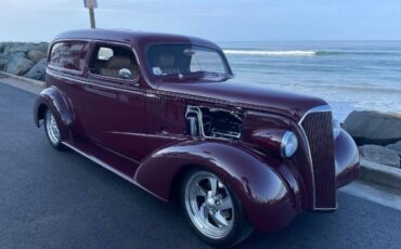 Unknown-Sedan-1937-Maroon-Tan-3