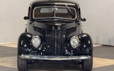 Unknown-Sedan-1938-Black-Brown-2