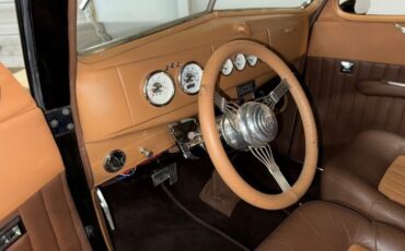 Unknown-Sedan-1938-Black-Brown-21
