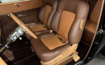 Unknown-Sedan-1938-Black-Brown-24