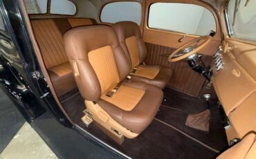 Unknown-Sedan-1938-Black-Brown-41
