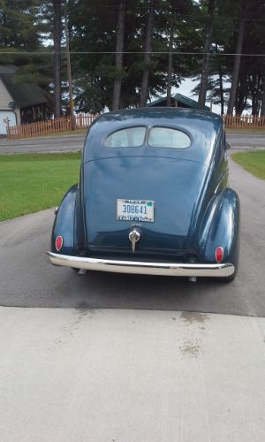 Unknown-Sedan-1939-1