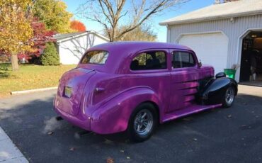 Unknown-Sedan-1939
