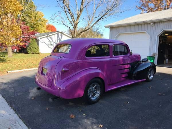 Unknown-Sedan-1939