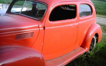Unknown-Sedan-1939
