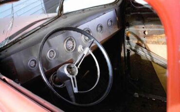 Unknown-Sedan-1939-5