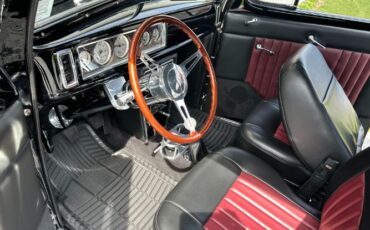 Unknown-Sedan-1939-Black-BlackMaroon-17