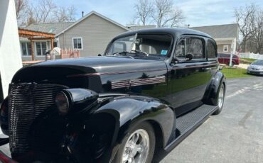 Unknown-Sedan-1939-Black-BlackMaroon-2