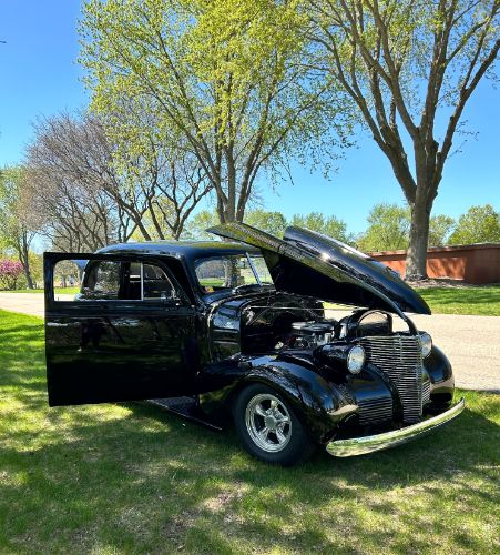 Unknown-Sedan-1939-Black-BlackMaroon-24