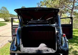 Unknown-Sedan-1939-Black-BlackMaroon-25