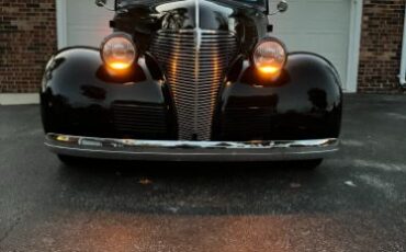 Unknown-Sedan-1939-Black-BlackMaroon-3