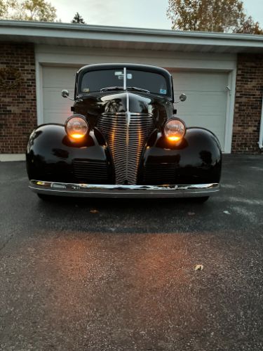 Unknown-Sedan-1939-Black-BlackMaroon-3