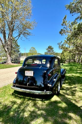 Unknown-Sedan-1939-Black-BlackMaroon-6