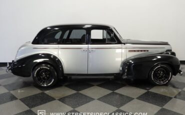 Unknown-Sedan-1939-Black-and-Silver-Gray-22