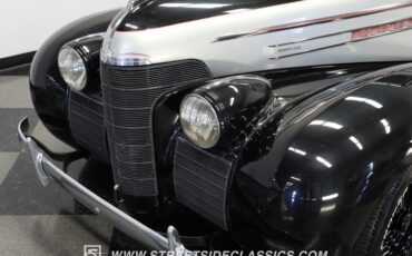 Unknown-Sedan-1939-Black-and-Silver-Gray-27