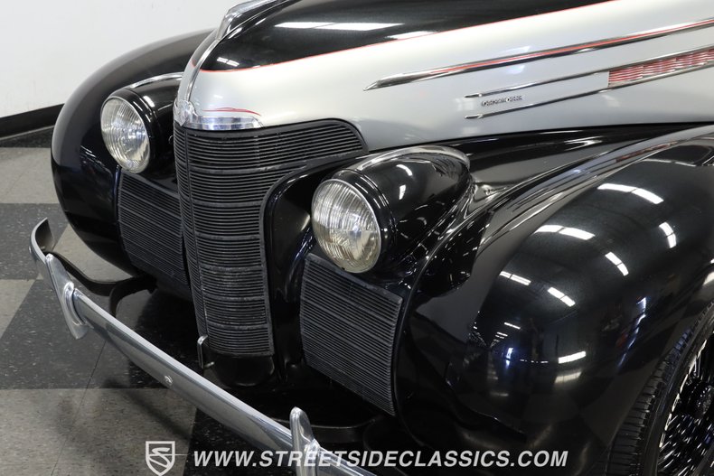 Unknown-Sedan-1939-Black-and-Silver-Gray-27