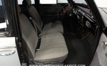 Unknown-Sedan-1939-Black-and-Silver-Gray-3