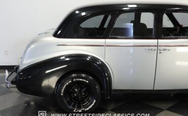 Unknown-Sedan-1939-Black-and-Silver-Gray-36