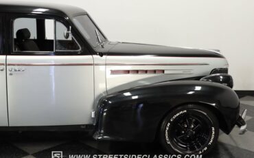 Unknown-Sedan-1939-Black-and-Silver-Gray-37