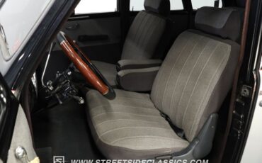 Unknown-Sedan-1939-Black-and-Silver-Gray-47