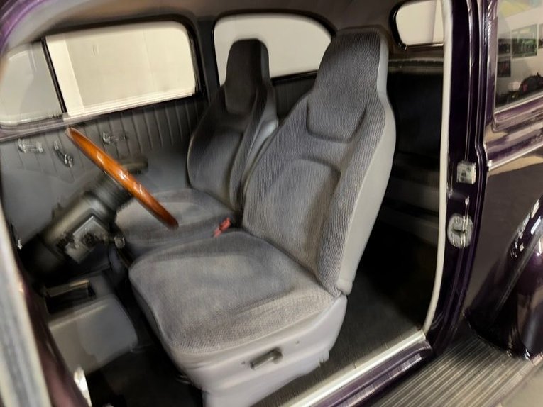 Unknown-Sedan-1939-Purple-Gray-37
