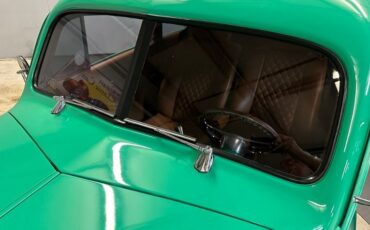 Unknown-Sedan-1939-Two-Tone-Green-Tan-16