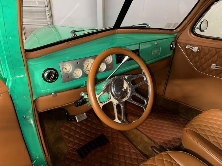 Unknown-Sedan-1939-Two-Tone-Green-Tan-19