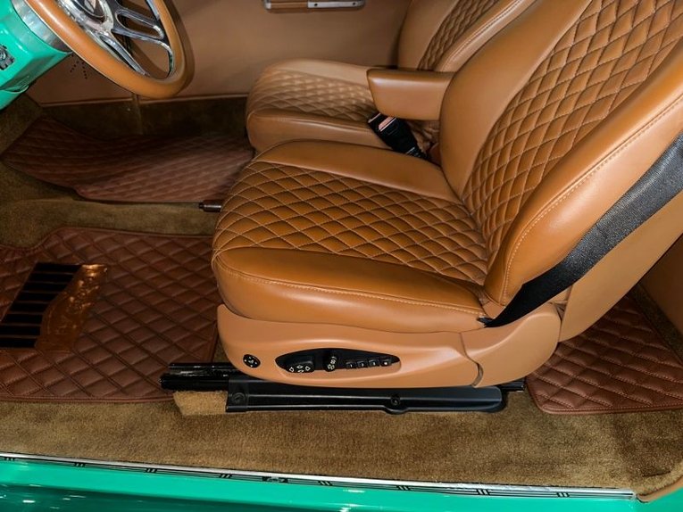 Unknown-Sedan-1939-Two-Tone-Green-Tan-21