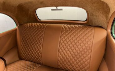 Unknown-Sedan-1939-Two-Tone-Green-Tan-23