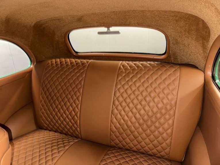 Unknown-Sedan-1939-Two-Tone-Green-Tan-23