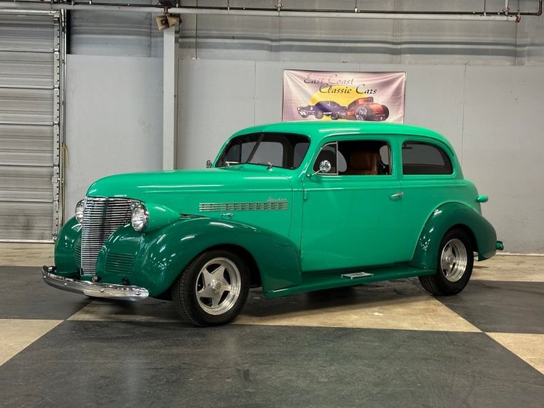 Unknown-Sedan-1939-Two-Tone-Green-Tan-26