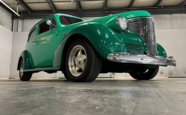 Unknown-Sedan-1939-Two-Tone-Green-Tan-28