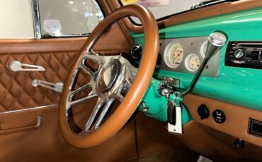 Unknown-Sedan-1939-Two-Tone-Green-Tan-40