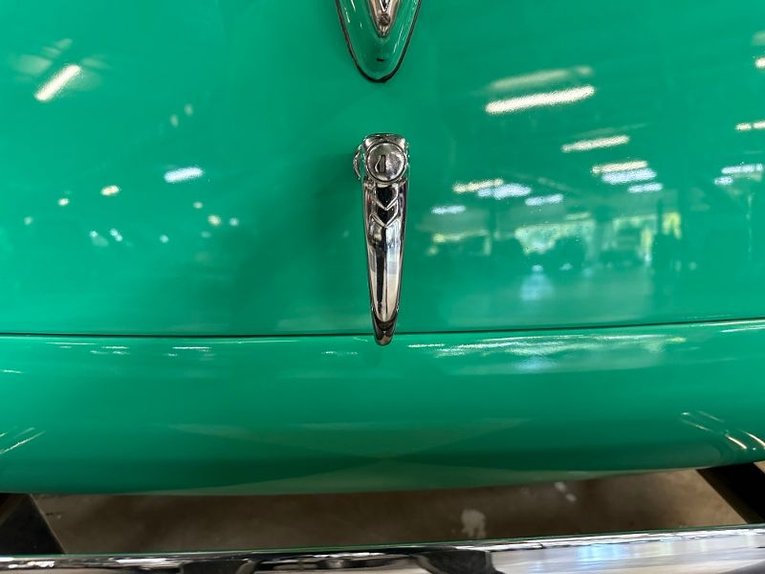 Unknown-Sedan-1939-Two-Tone-Green-Tan-41