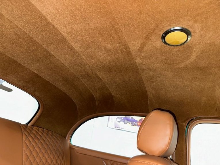 Unknown-Sedan-1939-Two-Tone-Green-Tan-5